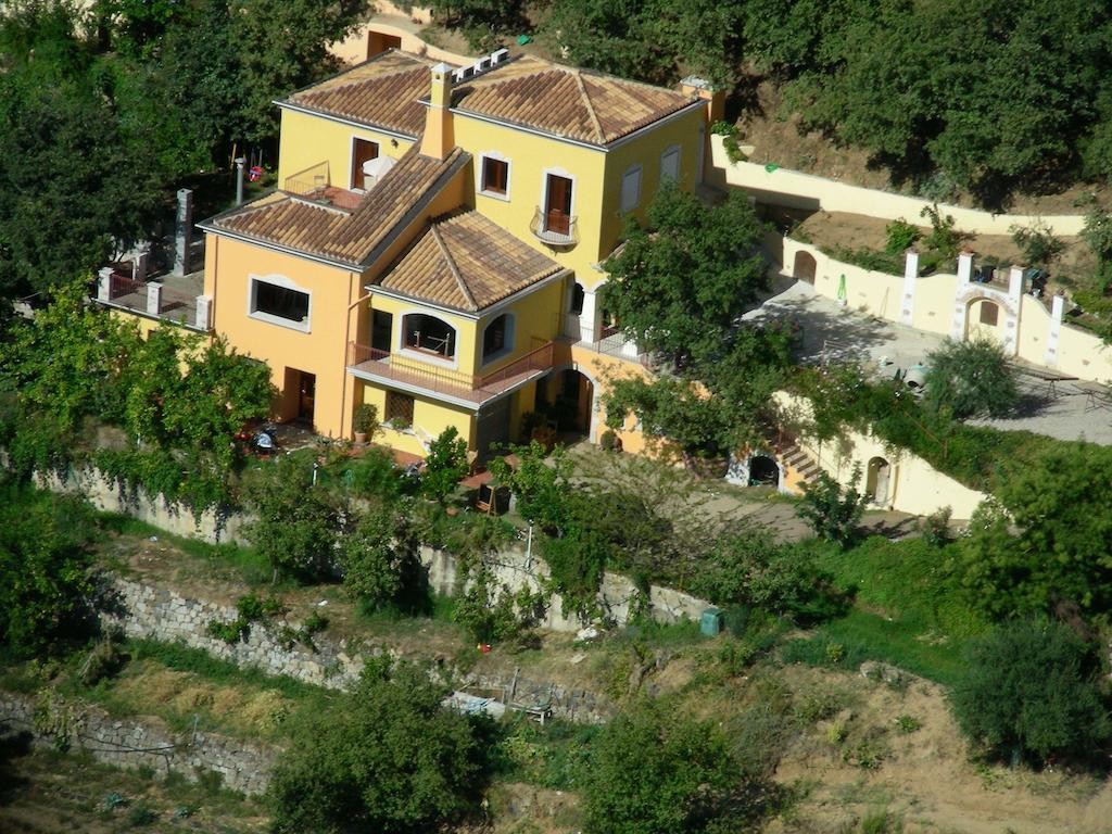 Le Roverelle Ilbono Bagian luar foto