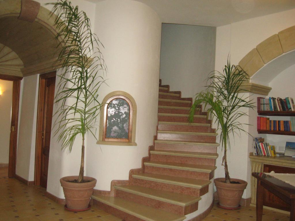 Le Roverelle Ilbono Bagian luar foto
